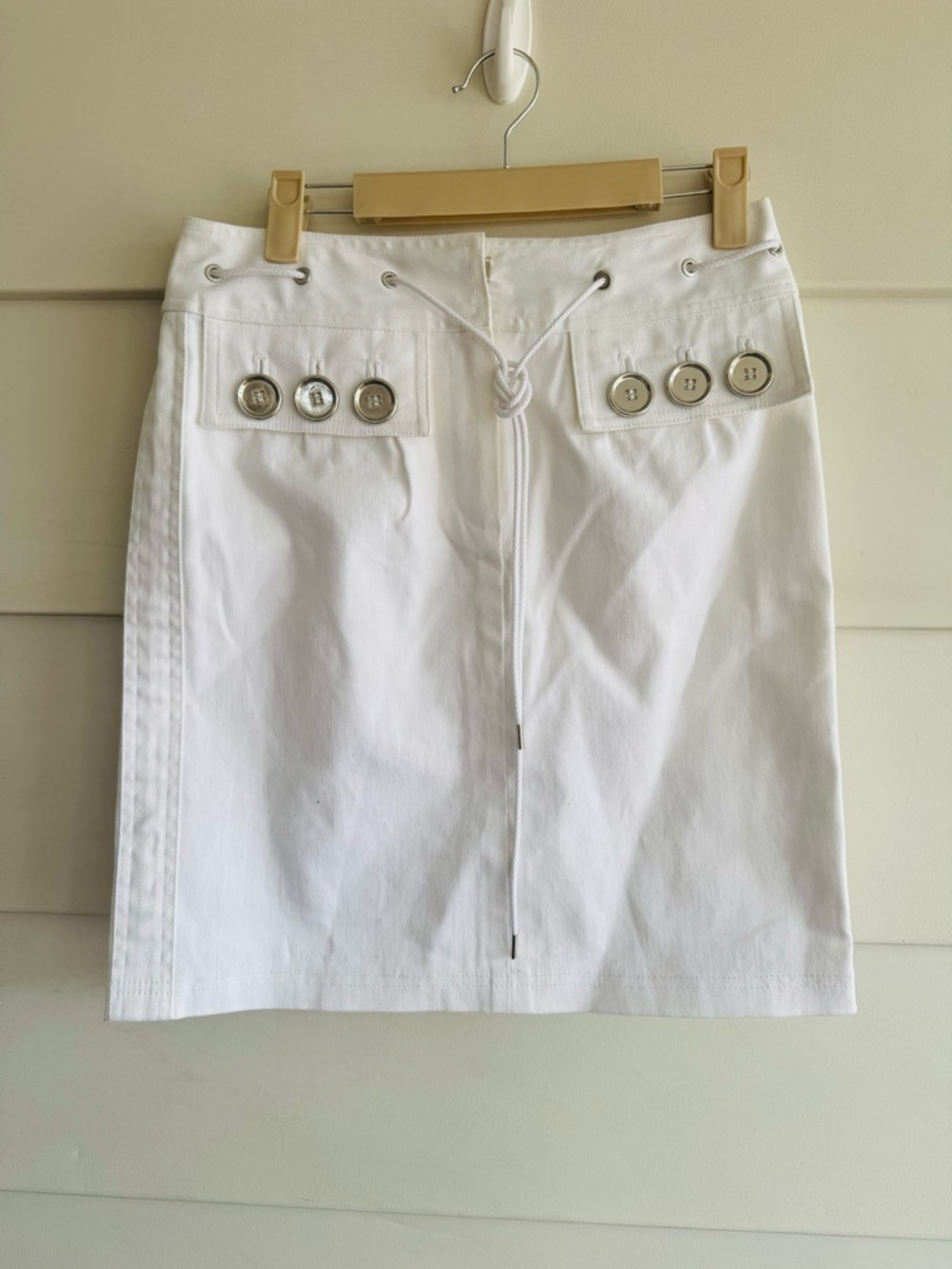 Etcetera White Drawstring Mini Skirt with Button Pocket Accents Sz 0